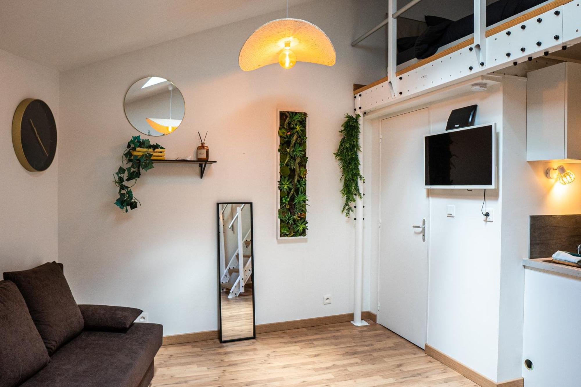 Le Charmant Accueil Viennois/T2/Wifi/Cosy/Parking Поатие Екстериор снимка